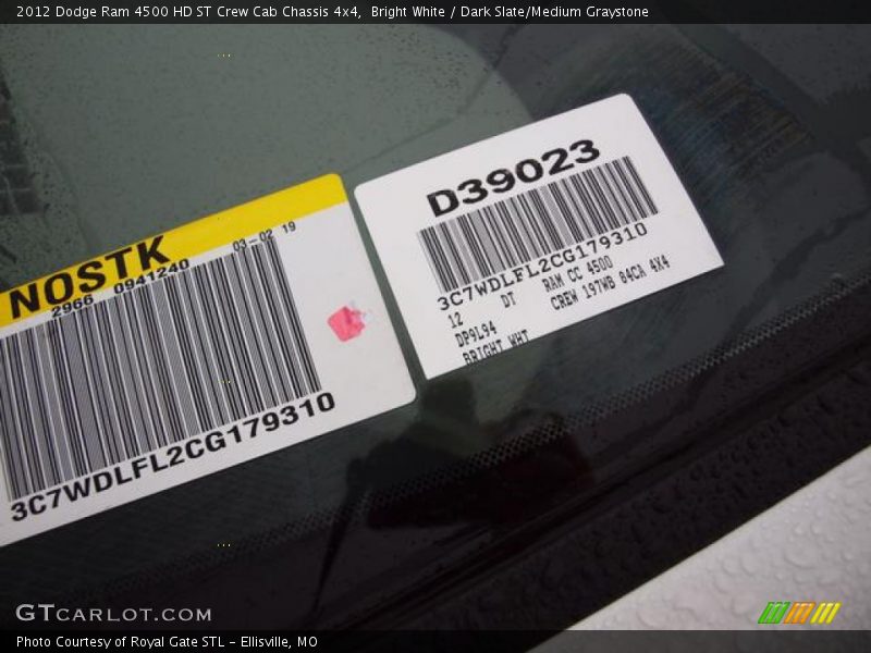 Bright White / Dark Slate/Medium Graystone 2012 Dodge Ram 4500 HD ST Crew Cab Chassis 4x4