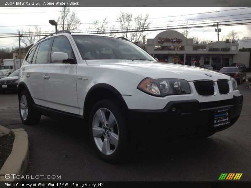 Alpine White / Black 2004 BMW X3 2.5i