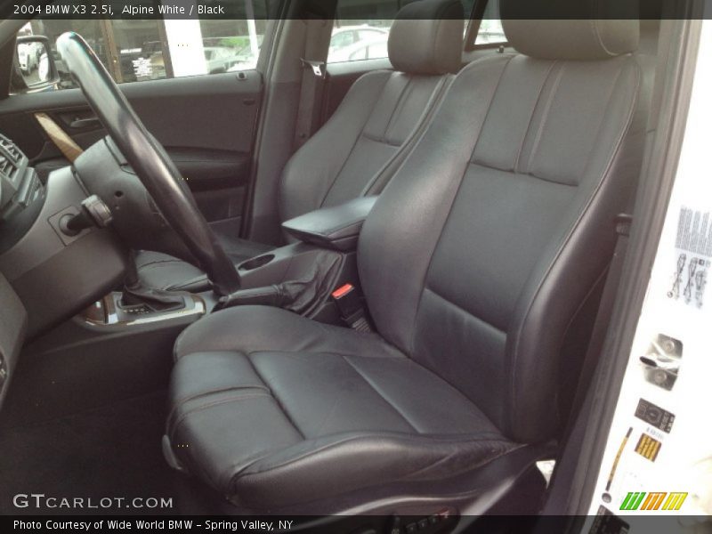 Alpine White / Black 2004 BMW X3 2.5i