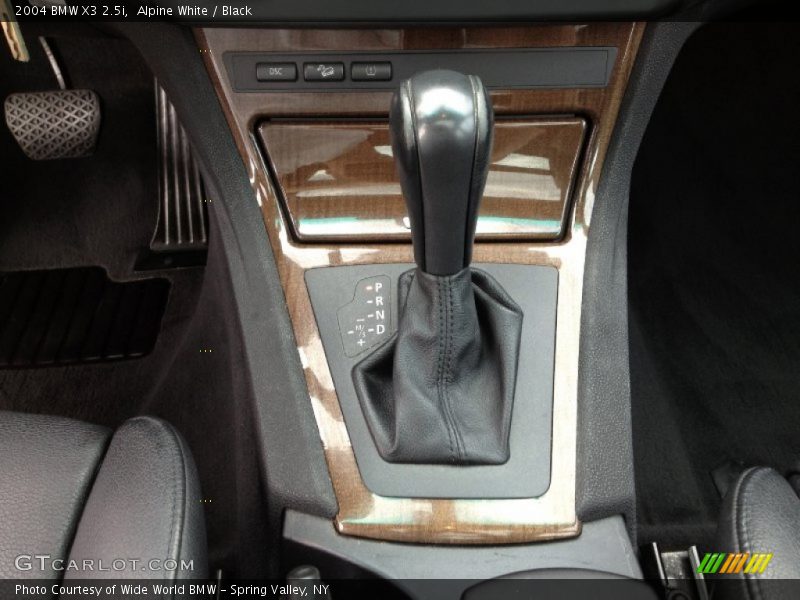 Alpine White / Black 2004 BMW X3 2.5i