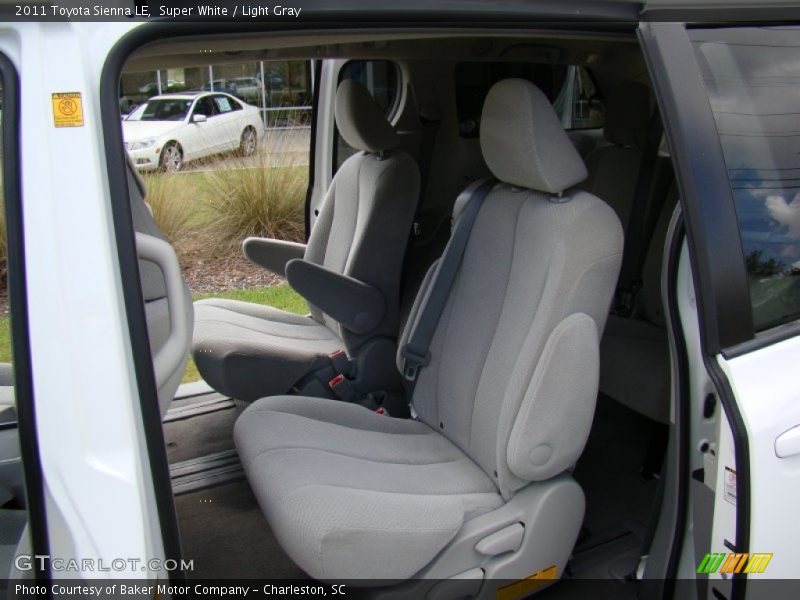 Super White / Light Gray 2011 Toyota Sienna LE