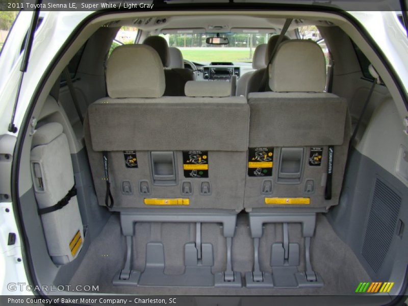Super White / Light Gray 2011 Toyota Sienna LE