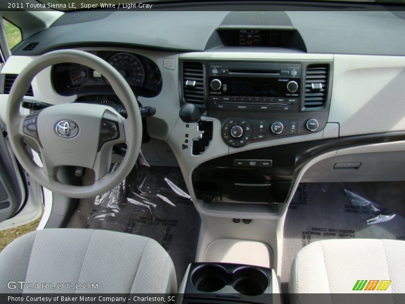 Super White / Light Gray 2011 Toyota Sienna LE