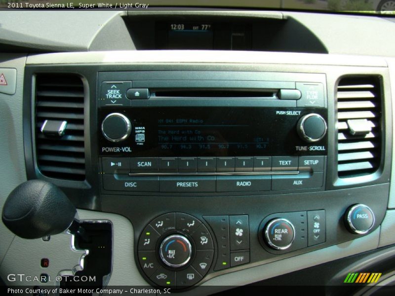 Super White / Light Gray 2011 Toyota Sienna LE