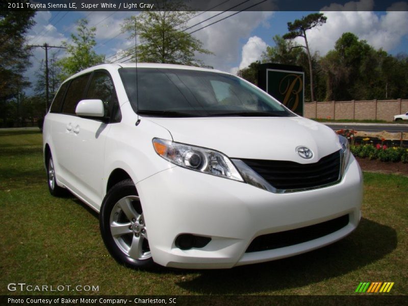 Super White / Light Gray 2011 Toyota Sienna LE