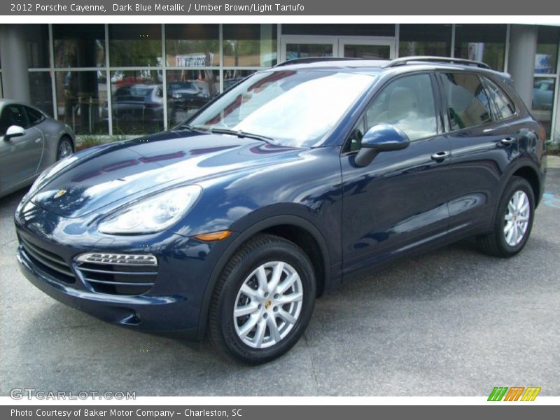 Front 3/4 View of 2012 Cayenne 