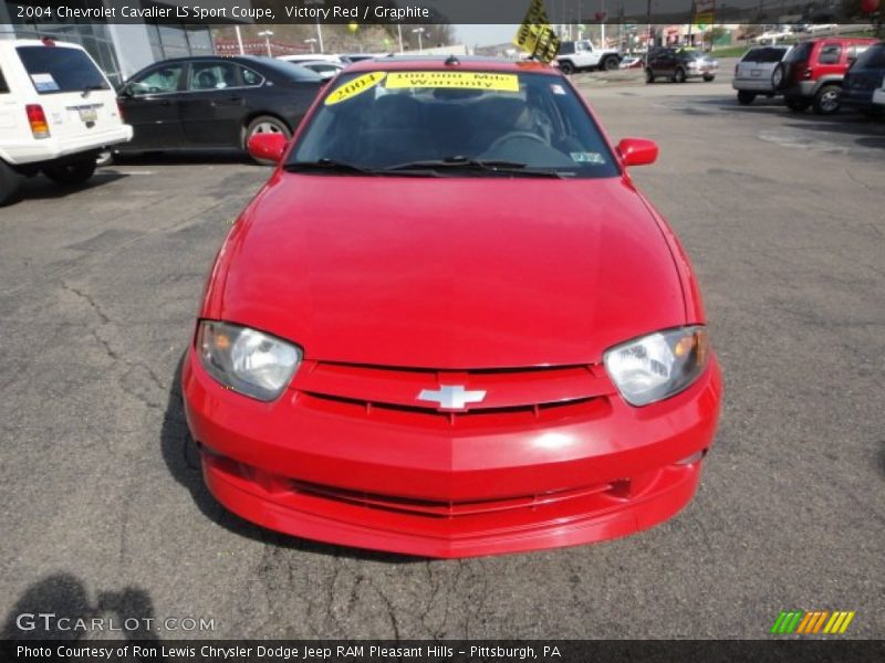 Victory Red / Graphite 2004 Chevrolet Cavalier LS Sport Coupe