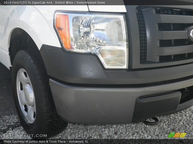 Oxford White / Stone/Medium Stone 2009 Ford F150 XL SuperCab 4x4