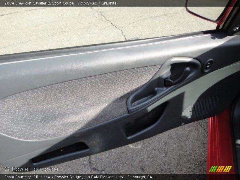 Victory Red / Graphite 2004 Chevrolet Cavalier LS Sport Coupe