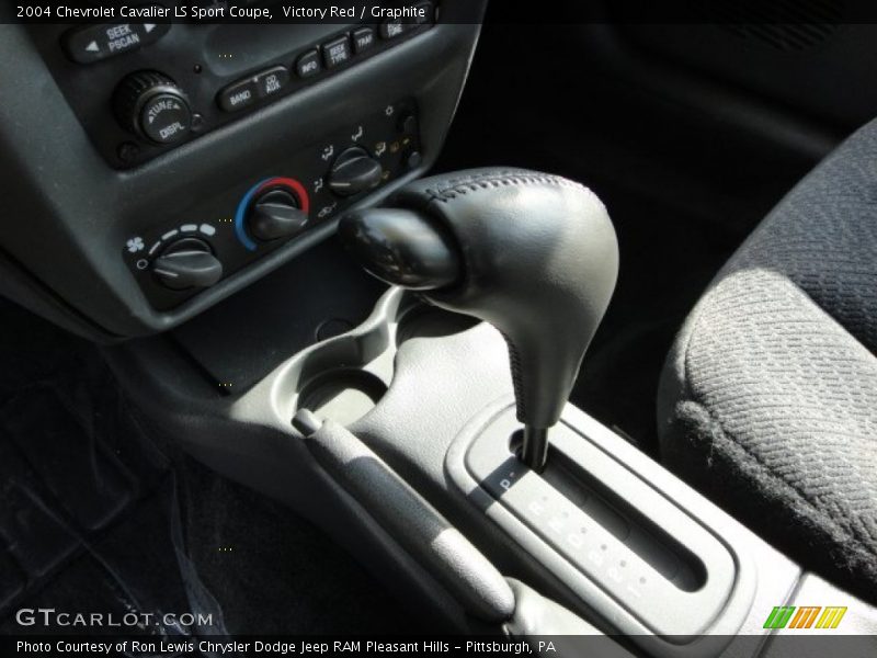 Victory Red / Graphite 2004 Chevrolet Cavalier LS Sport Coupe