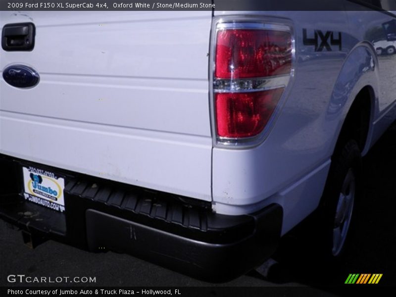 Oxford White / Stone/Medium Stone 2009 Ford F150 XL SuperCab 4x4