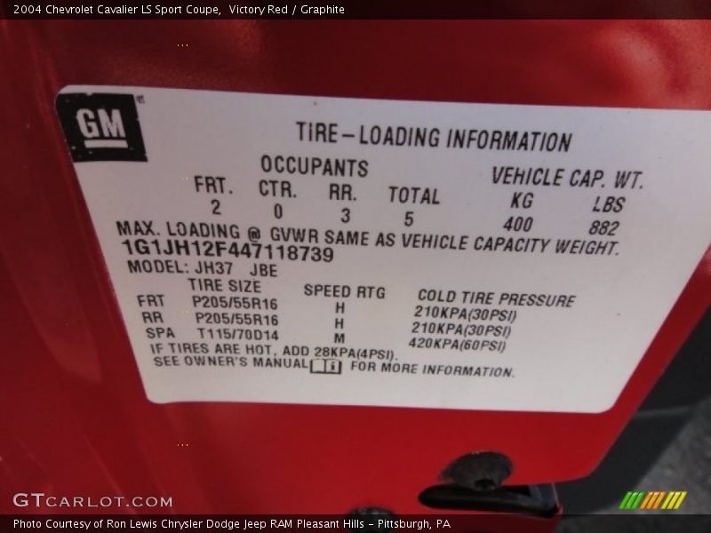 Victory Red / Graphite 2004 Chevrolet Cavalier LS Sport Coupe