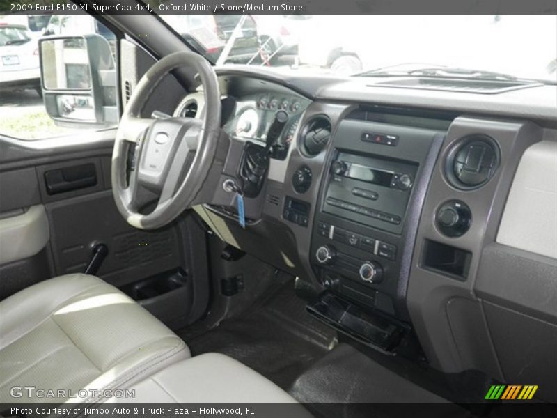 Oxford White / Stone/Medium Stone 2009 Ford F150 XL SuperCab 4x4