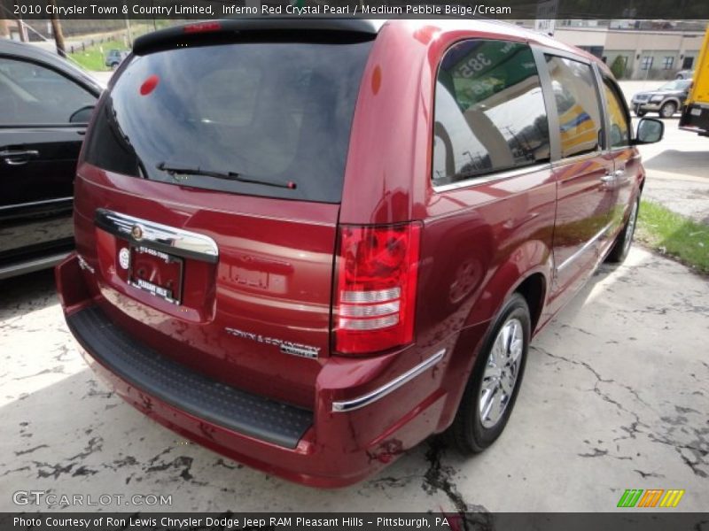 Inferno Red Crystal Pearl / Medium Pebble Beige/Cream 2010 Chrysler Town & Country Limited