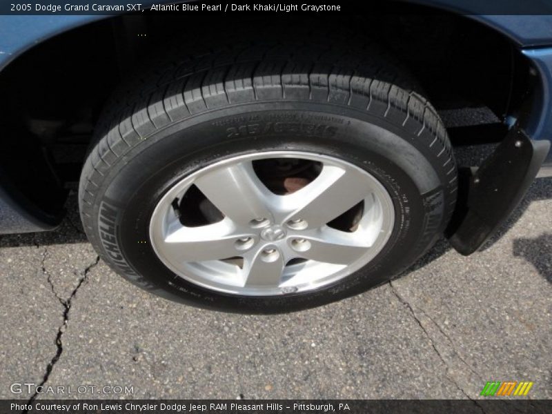 Atlantic Blue Pearl / Dark Khaki/Light Graystone 2005 Dodge Grand Caravan SXT