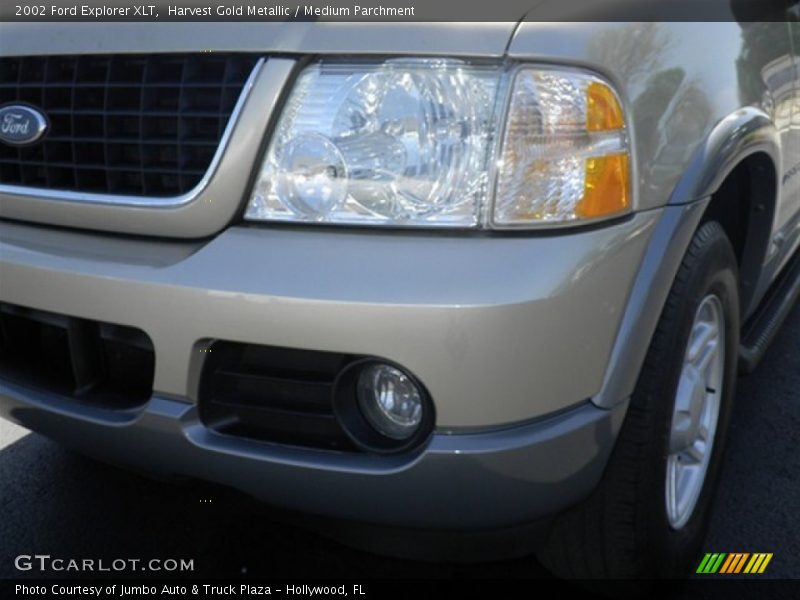 Harvest Gold Metallic / Medium Parchment 2002 Ford Explorer XLT