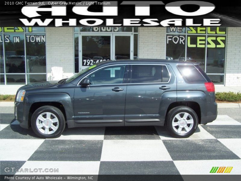 Cyber Gray Metallic / Light Titanium 2010 GMC Terrain SLE