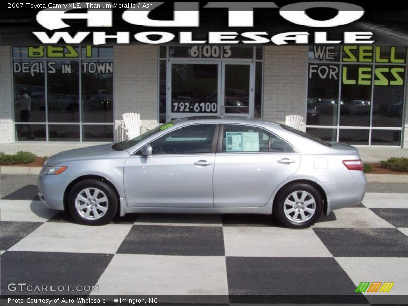 Titanium Metallic / Ash 2007 Toyota Camry XLE