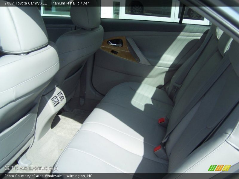 Titanium Metallic / Ash 2007 Toyota Camry XLE