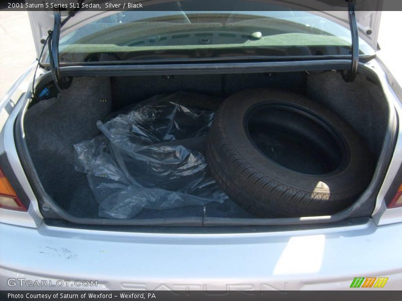 Silver / Black 2001 Saturn S Series SL1 Sedan