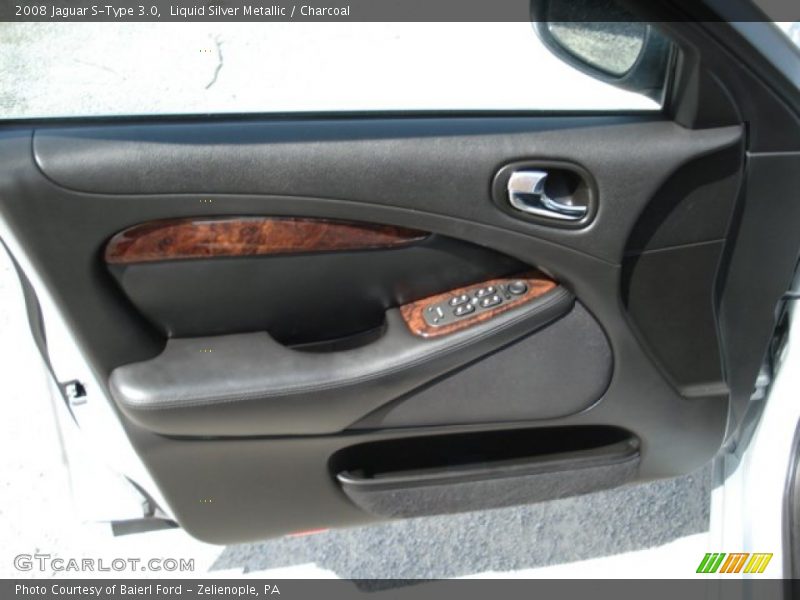 Liquid Silver Metallic / Charcoal 2008 Jaguar S-Type 3.0