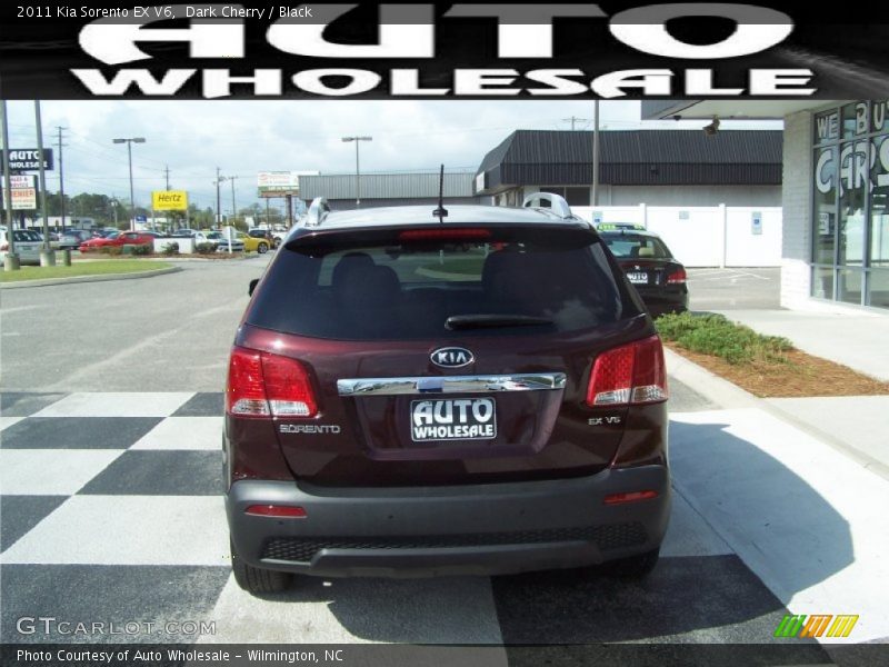 Dark Cherry / Black 2011 Kia Sorento EX V6