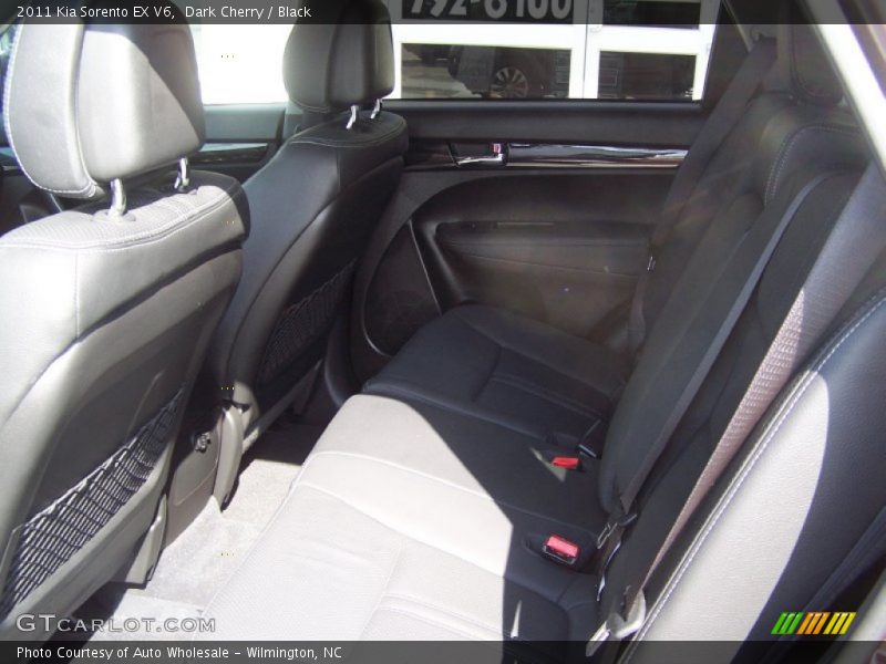 Dark Cherry / Black 2011 Kia Sorento EX V6