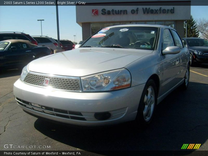 Bright Silver / Gray 2003 Saturn L Series L300 Sedan