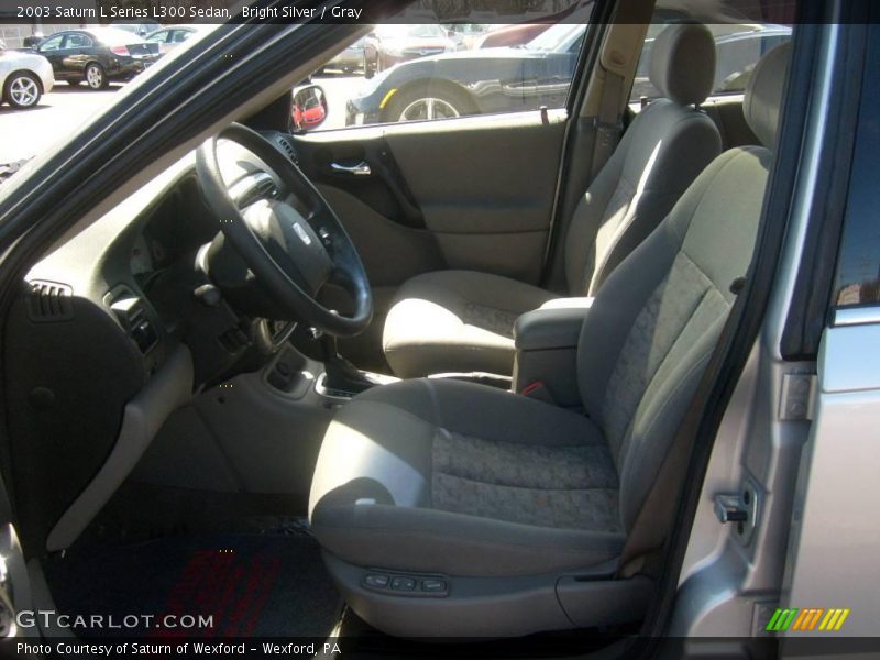 Bright Silver / Gray 2003 Saturn L Series L300 Sedan