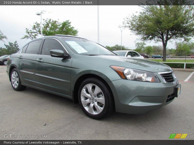 Front 3/4 View of 2010 Accord EX-L Sedan