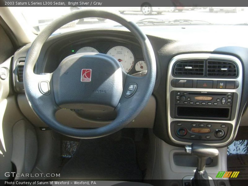 Bright Silver / Gray 2003 Saturn L Series L300 Sedan
