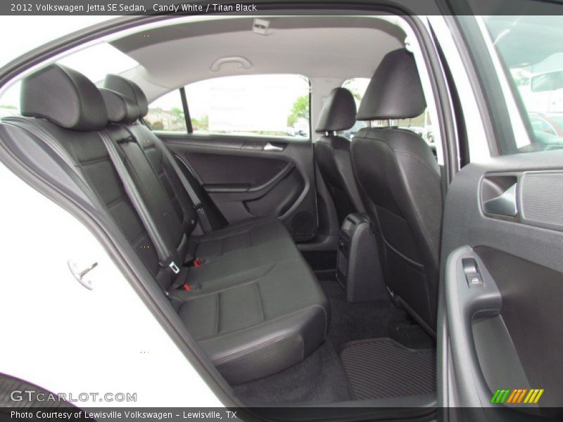 Candy White / Titan Black 2012 Volkswagen Jetta SE Sedan