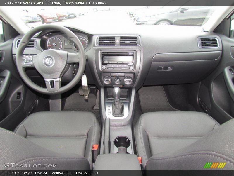 Candy White / Titan Black 2012 Volkswagen Jetta SE Sedan