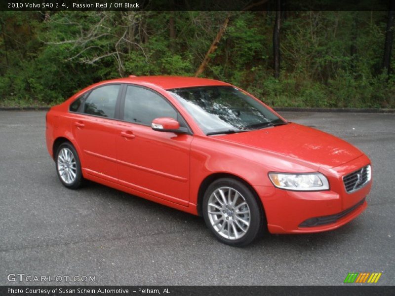 Passion Red / Off Black 2010 Volvo S40 2.4i