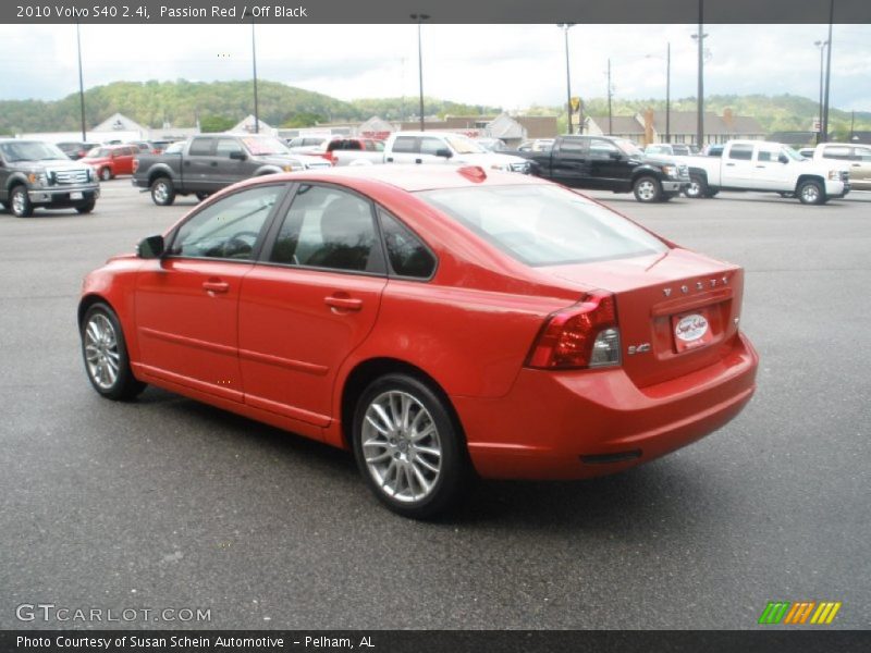 Passion Red / Off Black 2010 Volvo S40 2.4i