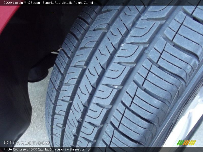 Sangria Red Metallic / Light Camel 2009 Lincoln MKS Sedan