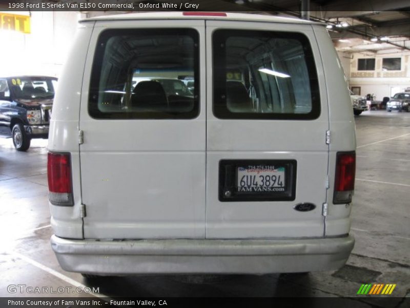 Oxford White / Grey 1998 Ford E Series Van E150 Commercial