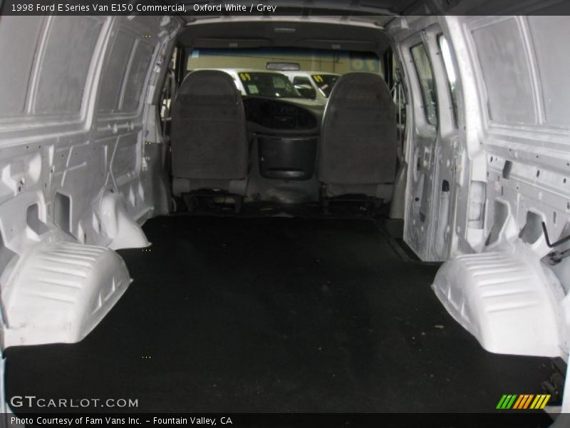 Oxford White / Grey 1998 Ford E Series Van E150 Commercial