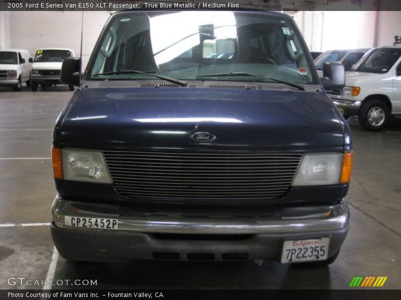 True Blue Metallic / Medium Flint 2005 Ford E Series Van E150 XLT Passenger