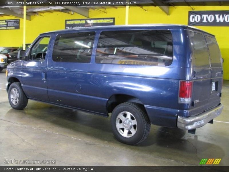 True Blue Metallic / Medium Flint 2005 Ford E Series Van E150 XLT Passenger
