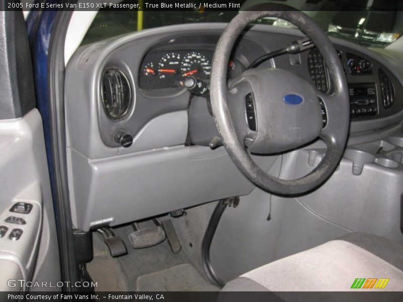 True Blue Metallic / Medium Flint 2005 Ford E Series Van E150 XLT Passenger