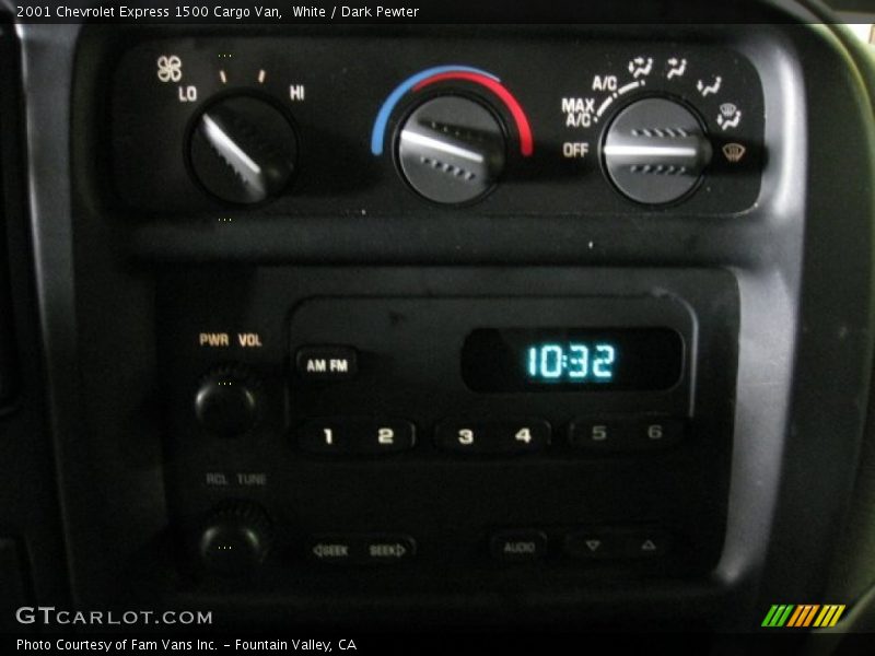 White / Dark Pewter 2001 Chevrolet Express 1500 Cargo Van