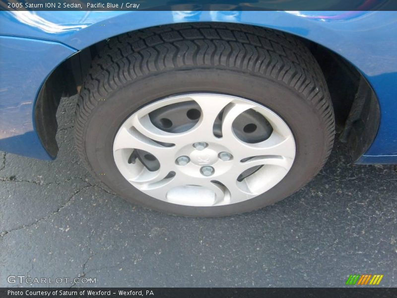 Pacific Blue / Gray 2005 Saturn ION 2 Sedan