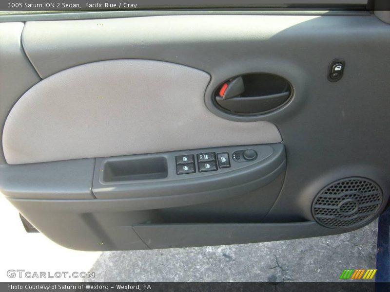 Pacific Blue / Gray 2005 Saturn ION 2 Sedan