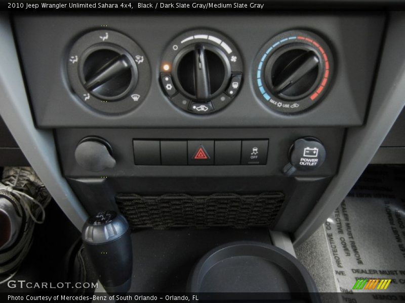 Controls of 2010 Wrangler Unlimited Sahara 4x4