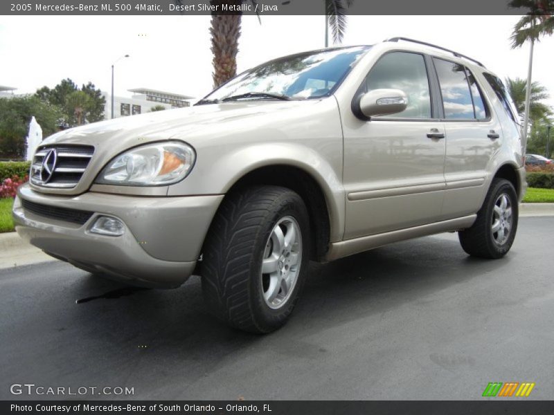 Front 3/4 View of 2005 ML 500 4Matic