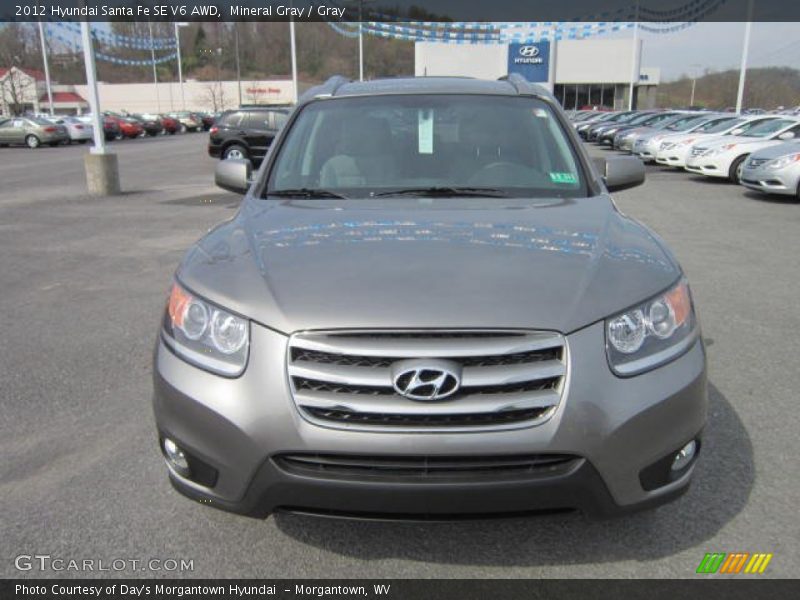 Mineral Gray / Gray 2012 Hyundai Santa Fe SE V6 AWD