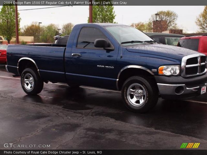 Patriot Blue Pearl / Dark Slate Gray 2004 Dodge Ram 1500 ST Regular Cab 4x4