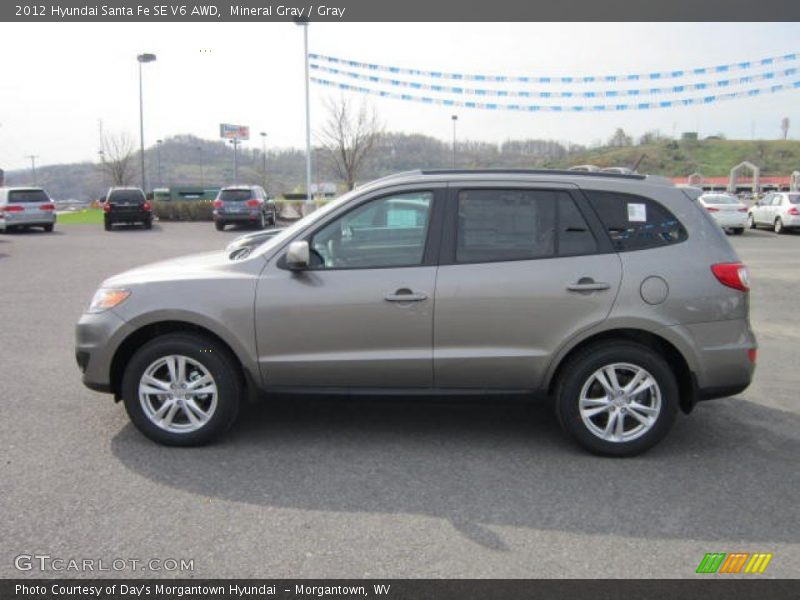 Mineral Gray / Gray 2012 Hyundai Santa Fe SE V6 AWD
