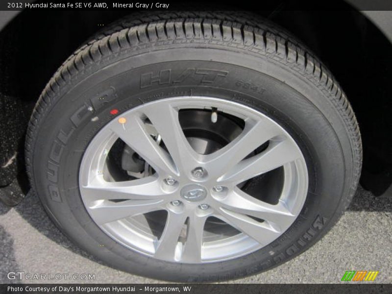 Mineral Gray / Gray 2012 Hyundai Santa Fe SE V6 AWD
